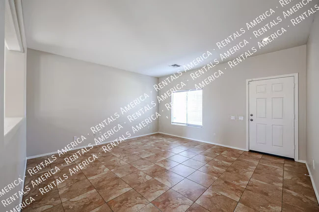 910 S 118th Ln Avondale, AZ 85323 photo 4
