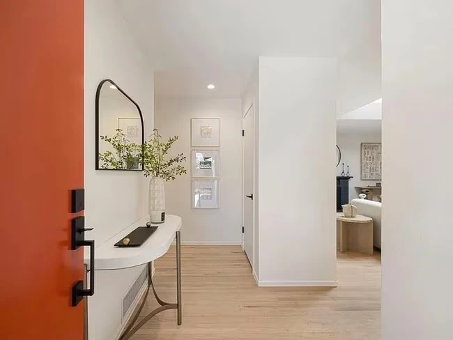 841 Peach Ave Sunnyvale, CA 94087 photo 2