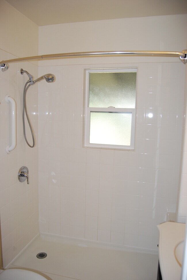 3744 1/2 Ray St San Diego, CA 92104 photo 3