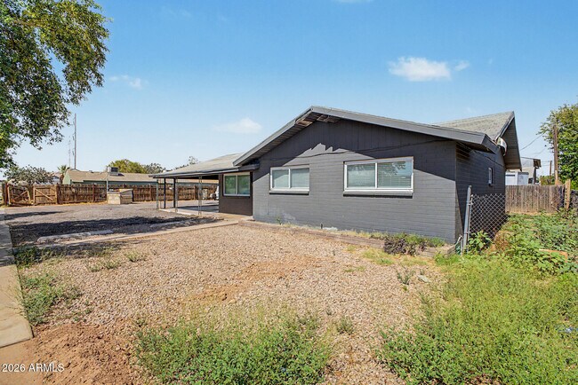 317 N Elm St Gilbert, AZ 85234 photo 3