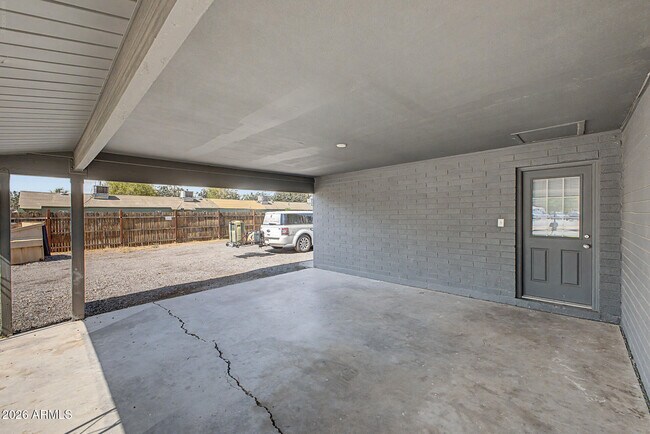 317 N Elm St Gilbert, AZ 85234 photo 4