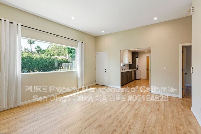 1125 S Pine St Escondido, CA 92025 photo 5