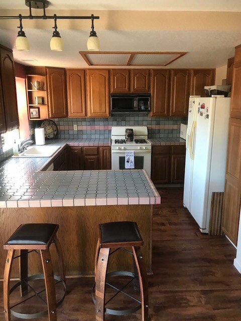 1599 Cerro Sonoma Cir Petaluma, CA 94954 photo 4