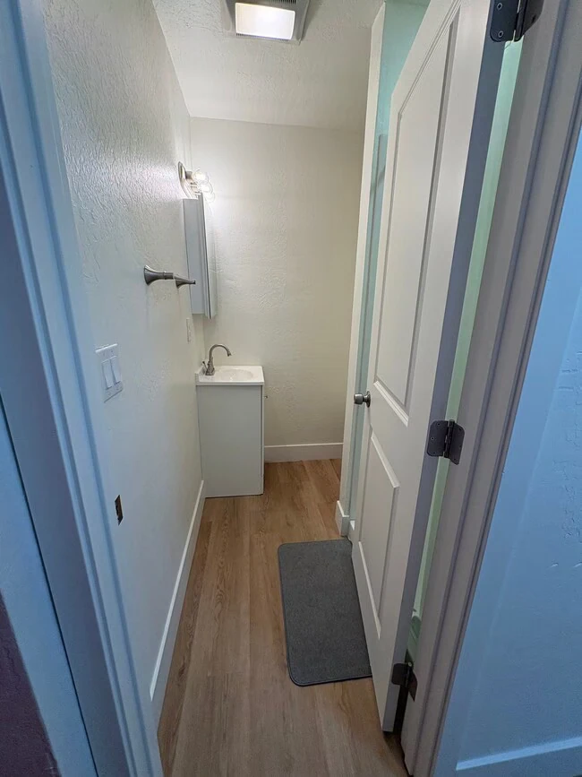 4519 N 30th Ave Phoenix, AZ 85017 photo 4