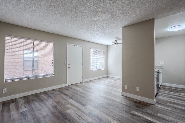 3816 E McDowell Rd Phoenix, AZ 85008 photo 3