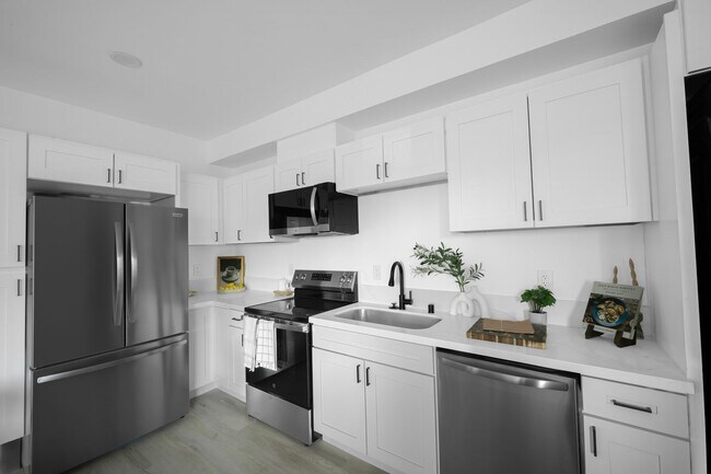 6170 Akins Ave San Diego, CA 92114 photo 4