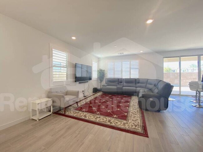 5820 S Abbey Mesa, AZ 85212 photo 4
