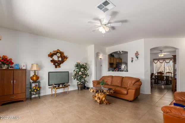 11679 W Madero Dr Arizona City, AZ 85123 photo 5