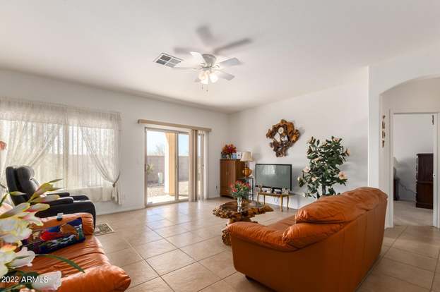 11679 W Madero Dr Arizona City, AZ 85123 photo 4