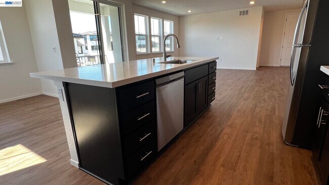 218 Church St Livermore, CA 94550 photo 4