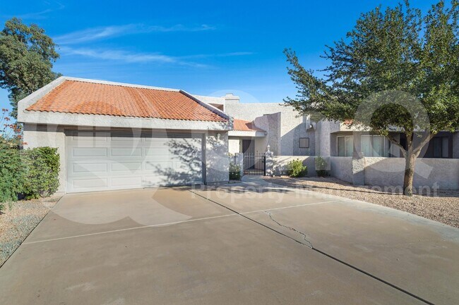 792 W El Monte Pl Chandler, AZ 85225 photo 2