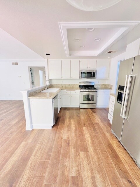 1816 Paseo Del Lago Dr Vista, CA 92081 photo 2