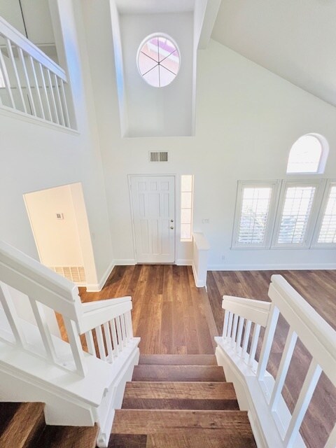 1816 Paseo Del Lago Dr Vista, CA 92081