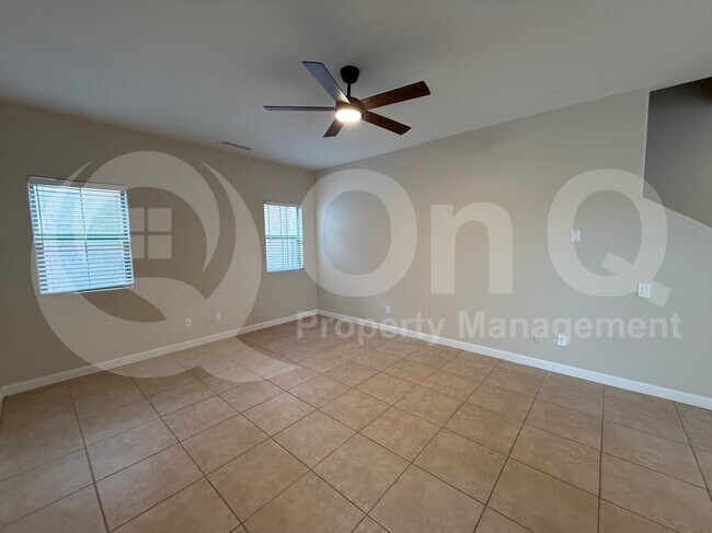 8440 W Lewis Ave Phoenix, AZ 85037 photo 2
