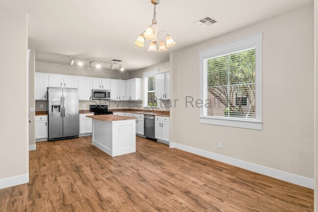 4061 E Milky Way Gilbert, AZ 85295 photo 2