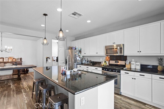 31416 Boston Ivy Cir Winchester, CA 92596 photo 4