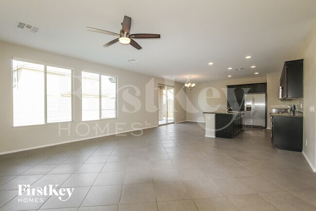 12034 W Briles Rd Peoria, AZ 85383 photo 3