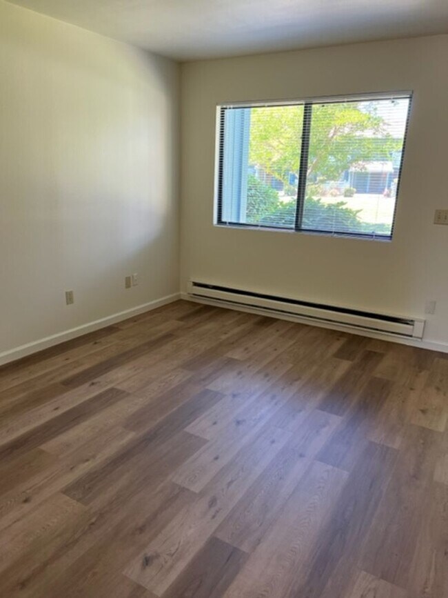 279 College View Dr Rohnert Park, CA 94928 photo 4