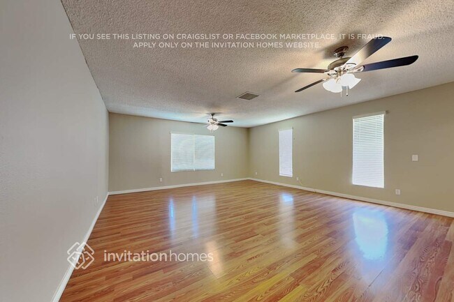 4901 W Michigan Ave Glendale, AZ 85308 photo 2