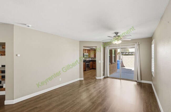 3262 E Milky Way Gilbert, AZ 85295 photo 5