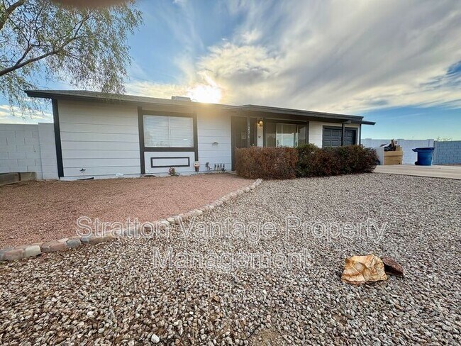 1236 W Oxford Dr Tempe, AZ 85283 photo 2