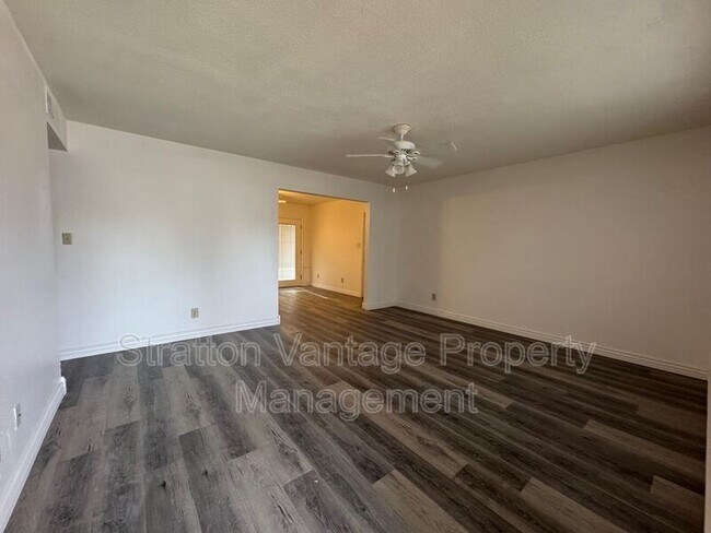 1236 W Oxford Dr Tempe, AZ 85283 photo 5