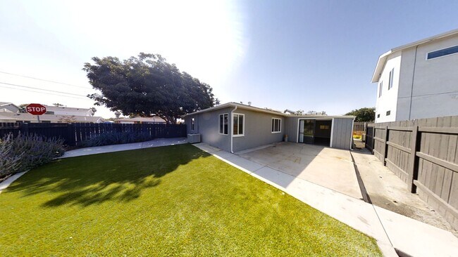 5126 Tipton St San Diego, CA 92115