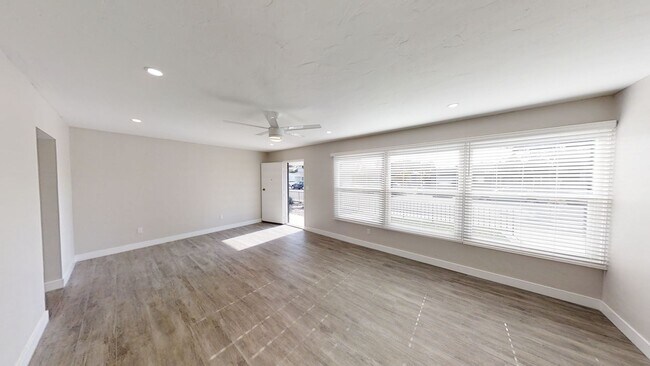 5126 Tipton St San Diego, CA 92115 photo 5