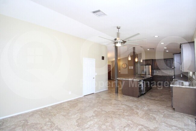4725 E Le Marche Ave Phoenix, AZ 85032 photo 5