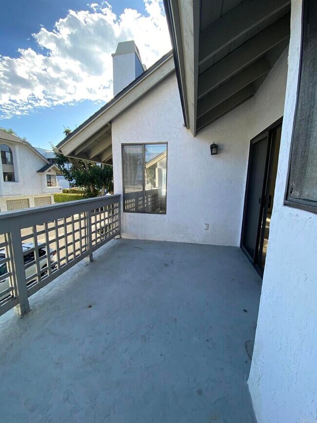 520 Via De La Valle Solana Beach, CA 92075 photo 5