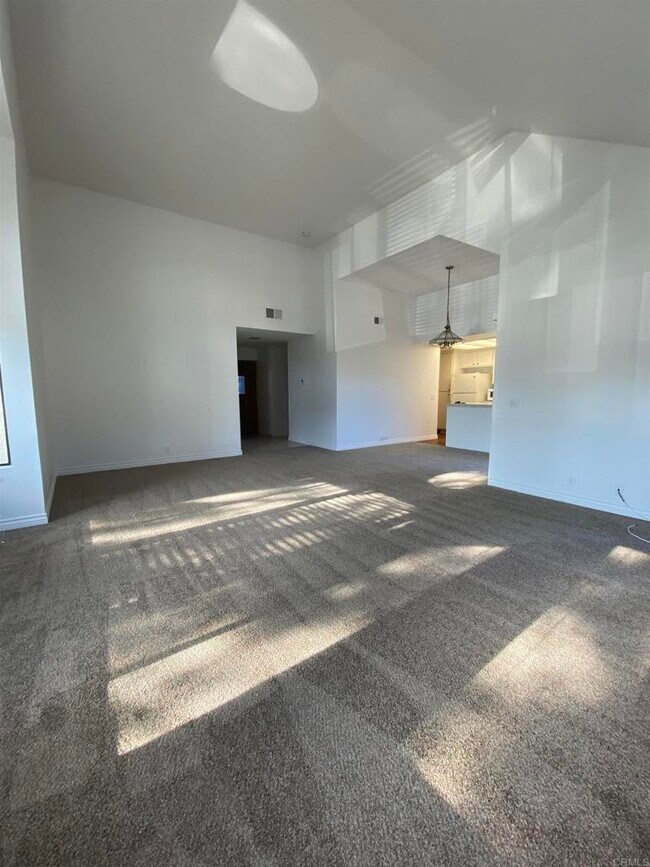 520 Via De La Valle Solana Beach, CA 92075 photo 3