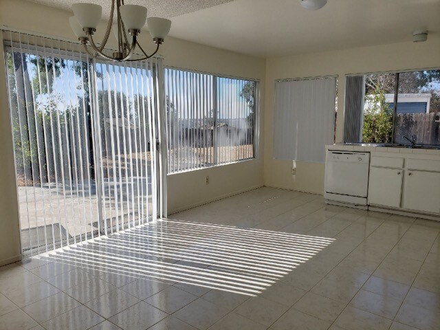 11820 Elkins Cove San Diego, CA 92126 photo 2
