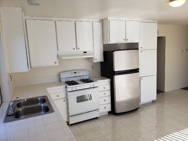 11820 Elkins Cove San Diego, CA 92126 photo 4