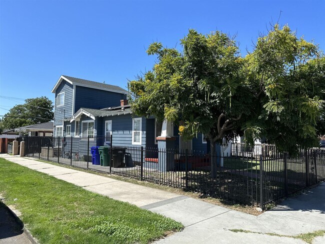 3602 Highland Ave San Diego, CA 92105 photo 3