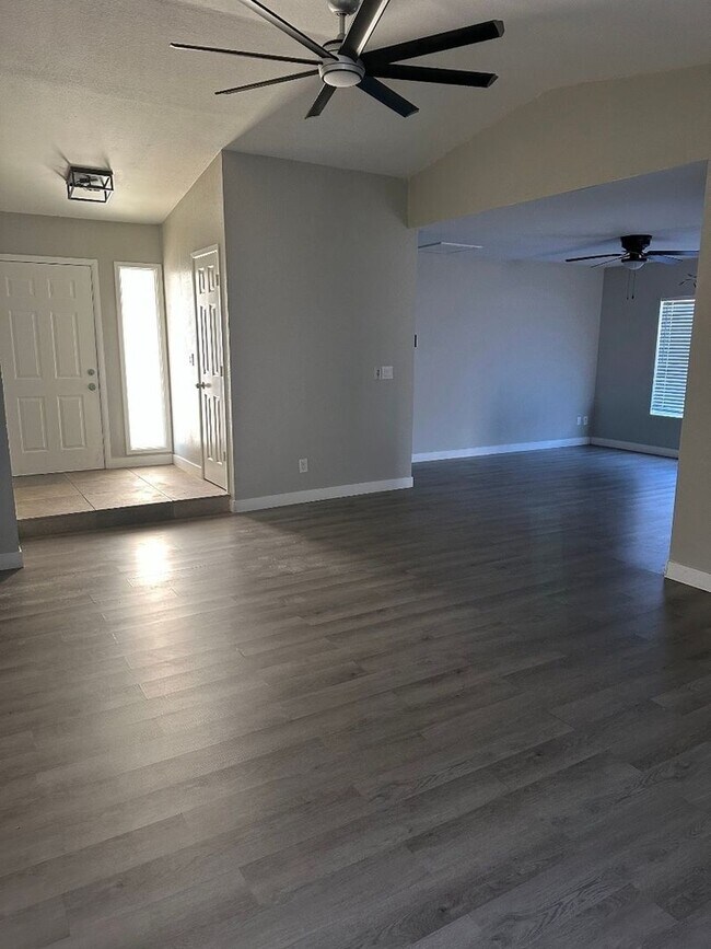 3502 W Willow Ave Phoenix, AZ 85029 photo 3