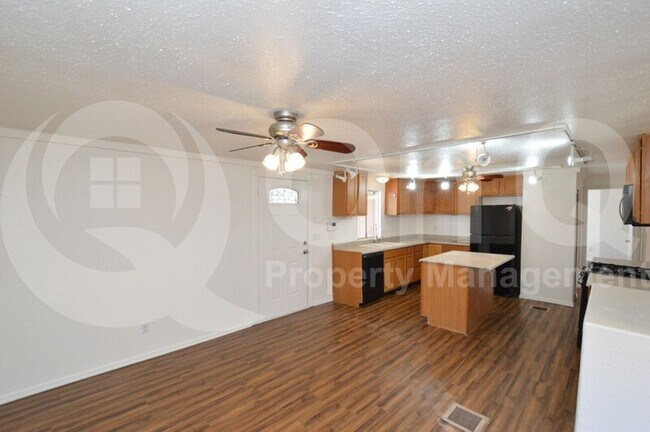 1906 S 78th Pl Mesa, AZ 85209 photo 4