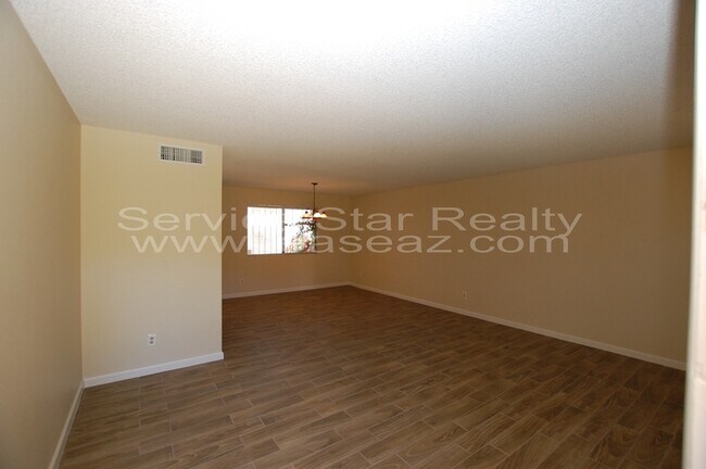 3131 W Royal Palm Rd Phoenix, AZ 85051 photo 5