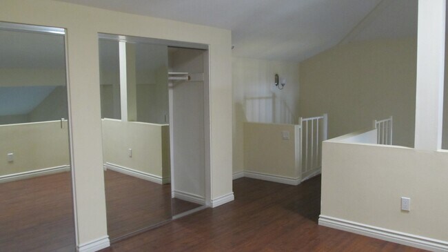 259 Donax Ave Imperial Beach, CA 91932 photo 3