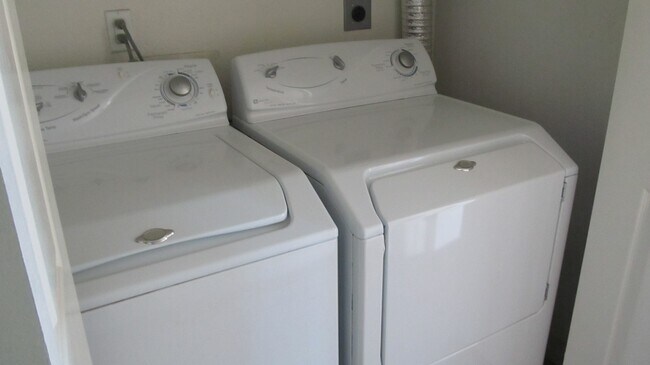 259 Donax Ave Imperial Beach, CA 91932 photo 4