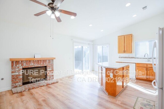 44836 Marge Pl Temecula, CA 92592 photo 5