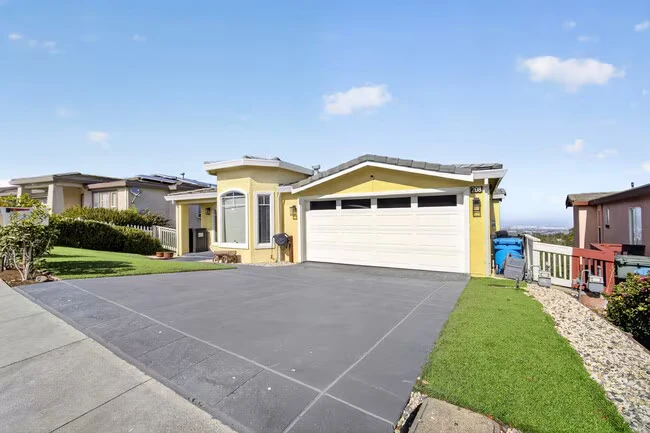 208 Goodwin Dr San Bruno, CA 94066 photo 2