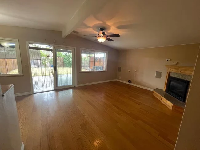 4424 Gina St Fremont, CA 94538 photo 4