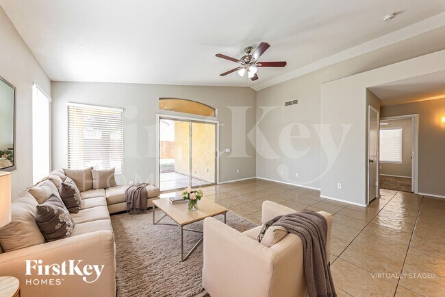 7225 W Blackhawk Dr Glendale, AZ 85308 photo 4