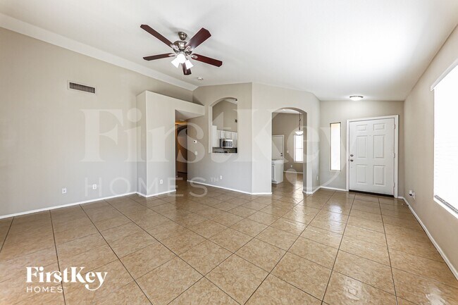 7225 W Blackhawk Dr Glendale, AZ 85308 photo 5