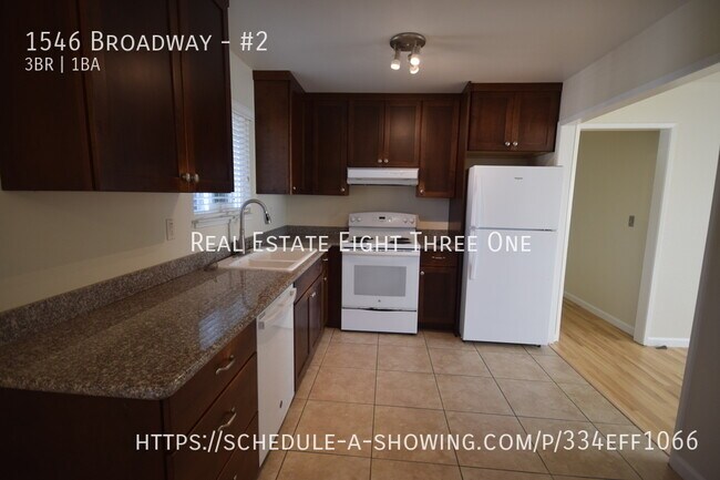 1546 Broadway Santa Cruz, CA 95062 photo 5