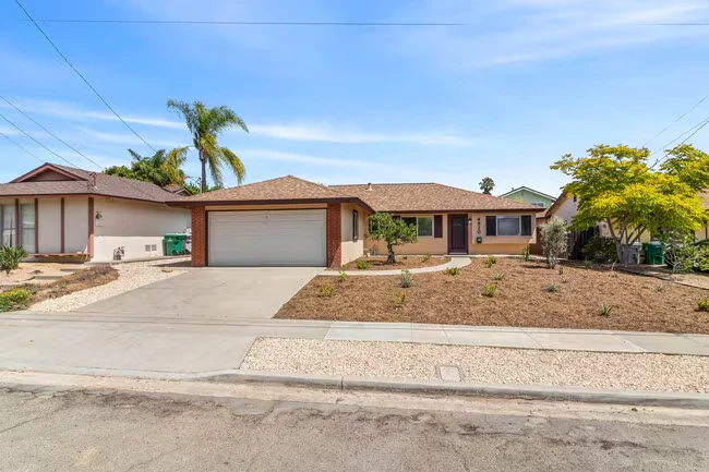 4820 Cobb Dr San Diego, CA 92117 photo 2