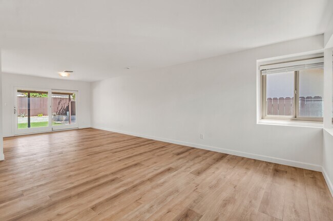 4820 Cobb Dr San Diego, CA 92117 photo 5
