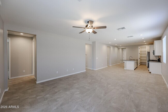 10813 W Tonto St Avondale, AZ 85323 photo 5
