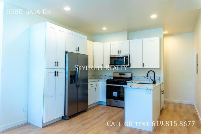 5580 Baja Dr San Diego, CA 92115 photo 3