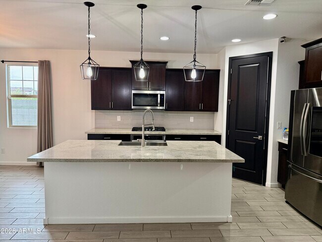 11002 W Marguerite Ave Tolleson, AZ 85353 photo 4